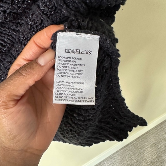 Kimchi Blue  Knit Pullover Size Medium - Picture 4 of 4